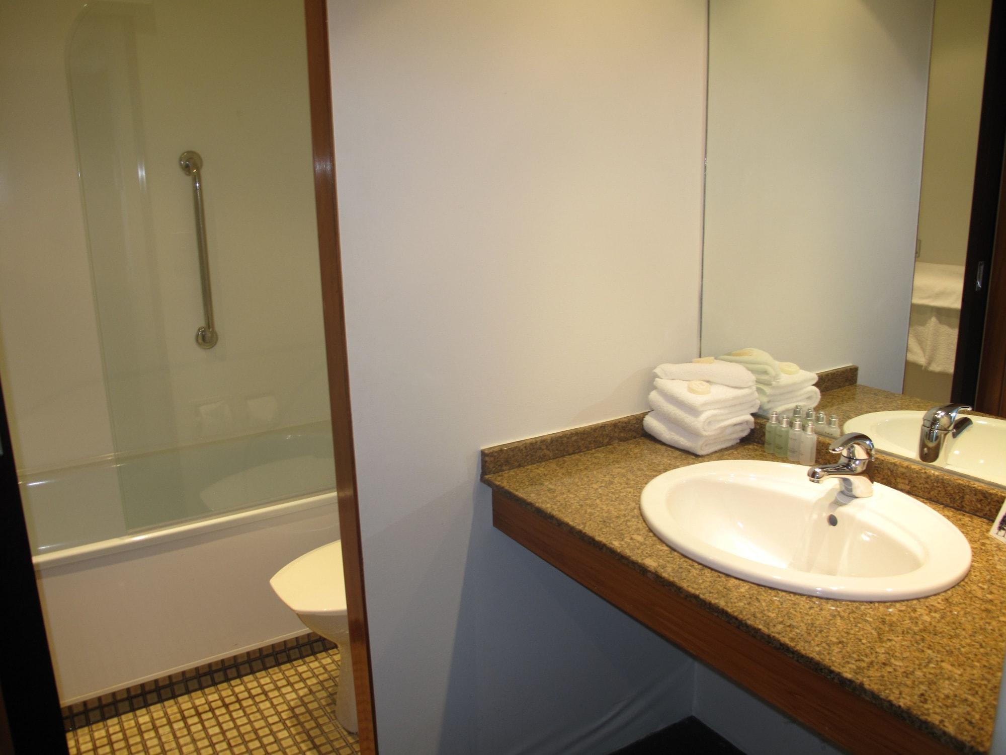 Plymouth International Hotel New Plymouth Bagian luar foto